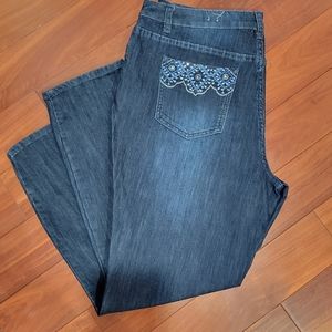 Christopher & Banks embroidered jeans size 16 petite